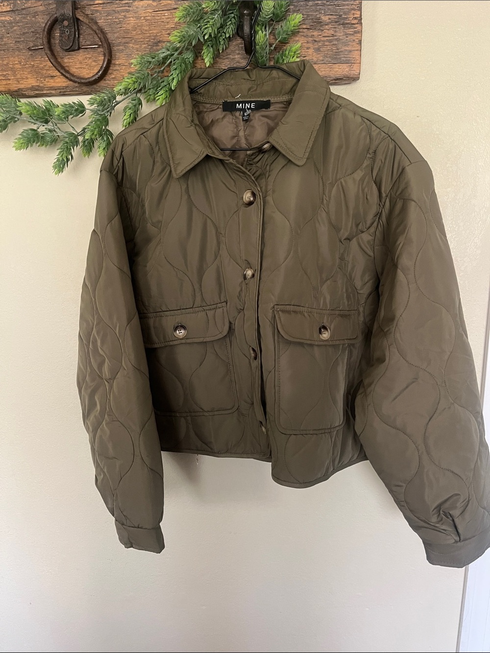 MINE Olive Quilted Button-Front Puffer Jacket Size Large